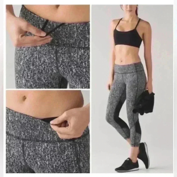 Lululemon Pace Revival Crop Legging 22” - Picture 2 of 13
